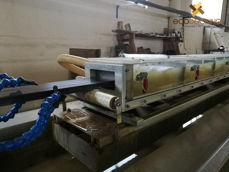 Процесс изготовления террасной доски