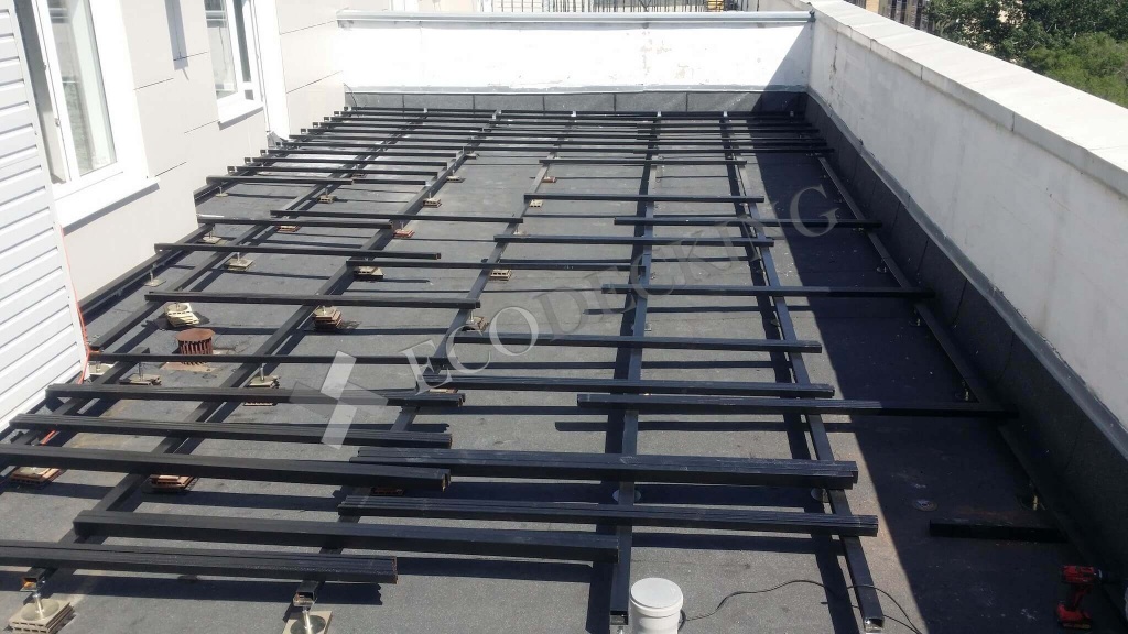 Укладка террасной доски на бетон.jpg Укладка террасной доски на бетон.jpg