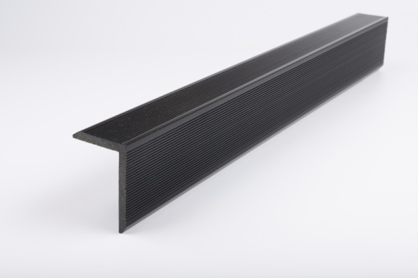 Угол торцевой Экодекинг Титан 60х40х3000 Венге